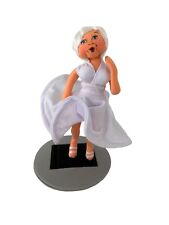 ANNALEE Dolls 9” The Bombshell Marilyn Monroe Figure NEW New with original tags picture