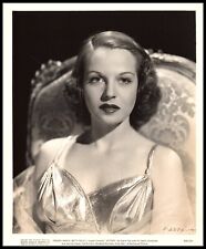 Hollywood Beauty BETTY FIELD 1940 STYLISH POSE STUNNING PORTRAIT ORIG Photo 703 picture