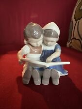 Vintage B&G Bing And Grondahl Children Reading A Book Figurine #1567 Signed 4
