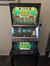 Bally 1979 Quarter Slot Machine , Reconditioned picture