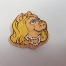 Vintage 1979 Miss Piggy Pin Brooch Jim Henson Associates Muppets Collectible picture