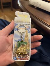 NEW Thailand Land Of Smile Key Chain Gold color w/green detail picture