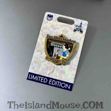 Rare Disney LE 2000 WDW Snow Whites Adventure Attraction Crests Pin (N1:145016) picture