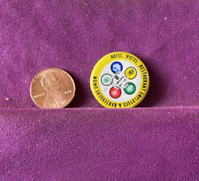 Pinback Button Hotel Motel Restaurant Employees Bartenders Union Local 8 (P20) picture