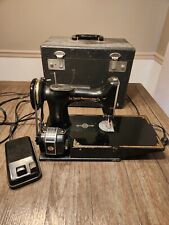 VINTAGE 1950 SINGER FEATHERWEIGHT CAT. 3-120 SEWING MACHINE CASE & ACCESSORIES picture