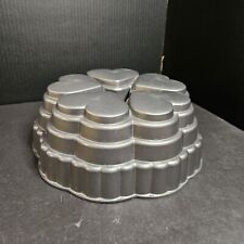 Wilton Dimensions Queen of Hearts Bundt Cake Pan Cast Aluminum 10 Cup Non Stick picture