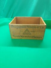 VTG  Wooden Benjamin Moore & Co Crate Box picture