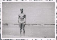 Vtg Photo Shirtless Guy Affectionate Man Bulge Trunks Young Natural Body Beach picture