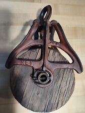 Antique Ney Mfg Co cast iron wooden pulley 5.5 inch dia number 148 137B picture