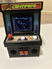 *TESTED*Atari Centipede Hand Held Arcade Machine 1981 Black #09541 - WORKS picture