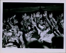 LG853 1979 Original Don Hunter Photo EVANGELICAL CHRISTIANS Raising Hands Prayer picture