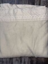 Vintage Lg Warm cream blanket detailed floral Scalloped Crocheted trim 83”X78” picture