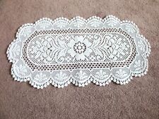 Collectible Beautiful Heritage Lace Doily Table Linen Crisp White 22x11 1/2