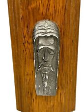 VINTAGE PELTRO CESELLATO A MANO 3D Man Mounted on Wood MADE IN ITALY 8