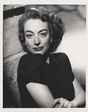 HOLLYWOOD BEAUTY JOAN CRAWFORD STYLISH POSE STUNNING PORTRAIT 1970s Photo C33 picture