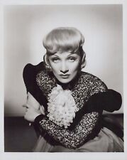 HOLLYWOOD BEAUTY MARLENE DIETRICH STYLISH POSE STUNNING PORTRAIT 1950s Photo C21 picture