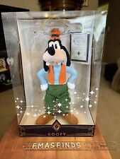 GOOFY Disney Treasures From the Vault, Limited Edition Plush NEW IN BOX picture