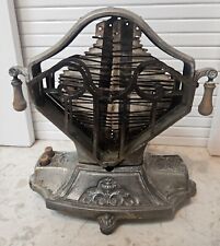 Rare Antique Landers Frary Clark UNIVERSAL E9410 Sweetheart Electric Toaster picture