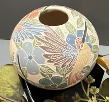 Mata Ortiz Pottery Sgraffito Carved Hummingbird Seed Pot Vase Letica Ledezma Art picture