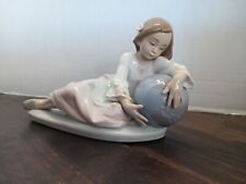 Lladro WORLD OF FANTASY 1992 Girl sitting with Globe #05943 VERY RARE picture
