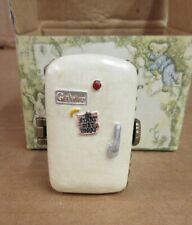 Boyds Bears Granny's Icebox W/ Frosty McNibble  392150 Treasure Box Refrigerator picture