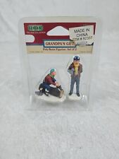 Grandpa's Gift Lemax Village Collection Vintage Figures #92307 1999 picture