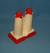 VINTAGE PLASTIC ART DECO TWIN TOWERS SALT & PEPPER SHAKERS - USED picture