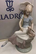 LLADRO Porcelain PICTURE PERFECT #7612 In Original Box Made in Spain picture