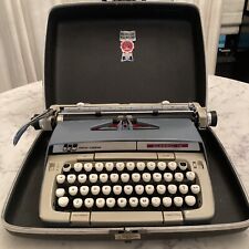 Vintage Smith Corona SCM Classic 12 Manual Typewriter With Case (TESTED/WORKING picture