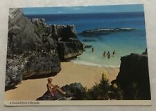 A Secluded Beach In Bermuda. Postcard (K2) picture