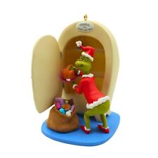 Hallmark Ornament: 2008 Stealing the Feast | QHC4041 | The Grinch picture