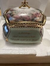 THOMAS KINCAID PORCELAIN MUSIC BOX PLAYS MEMORIES #A7557 Certificate Of Auth. picture