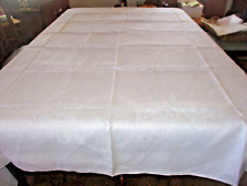 Vintage wt. damask swirl pattern tablecloth 88