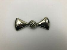 Vintage Silver Tone Bow? Flower? Rose Hammered Silver Tone Pin Brooch E9 picture
