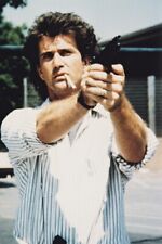 MEL GIBSON LETHAL WEAPON POINTING GUN 24x36 inch Poster picture
