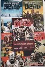 The Walking Dead Lot 5 Comics Vol 1-2-19-20-28 picture