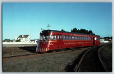 Willits, CA - California Western Railbus M-300 - RR, Train Vintage Postcard picture
