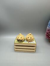 Sandy SRP Miniature Salt And Pepper shaker Anthropomorphic Onion picture