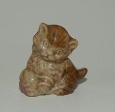 Vintage Wade England Red Rose Tea Whimsie Miniature Kitten with Yarn Figurine picture