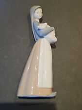 LLADRO #1011, retired Girl with Pig, 6.75