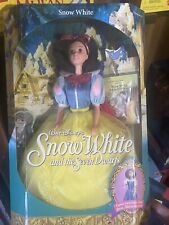 Vintage 1992 Walt Disney's Snow White and the Seven Dwarfs Barbie Doll.  picture