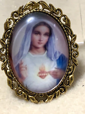 LARGE. SACRED HEART OF MARY CRYSTAL DOME CAMEO BROOCH/PENDANT .g picture