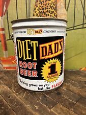 VINTAGE 1968 DIET DADS ROOT BEER 5 GALLON SYRUP CAN DRUM SIGN COCA COLA 7UP DP picture