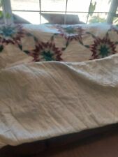 vintage quilted star patterned quilt Full Size picture