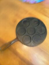 Vintage Cast Iron Pan Skillet Biscuit Baker Makes 7 Biscuits picture
