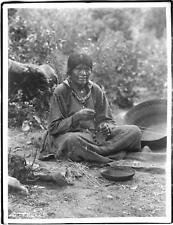 Paiute Indian woman making basket in the Yosemite Valley 1900-1902 - Old Photo picture