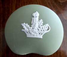 VINTAGE WEDGEW00D JASPERWARE GREEN TRINKET BOX CANDLE MOTIF MADE IN ENGLAND picture