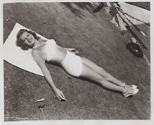 Rita Hayworth (1950s) ❤ Stunning Leggy Cheesecake Beauty Vintage Photo K 396 picture