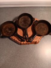 Set of 3 Vintage Cast Iron Ash Tray 1050 Made In The USA picture