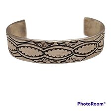 VINTAGE 1950s NAVAJO STERLING SILVER Hand Carved  Small Wrist BRACELET  picture